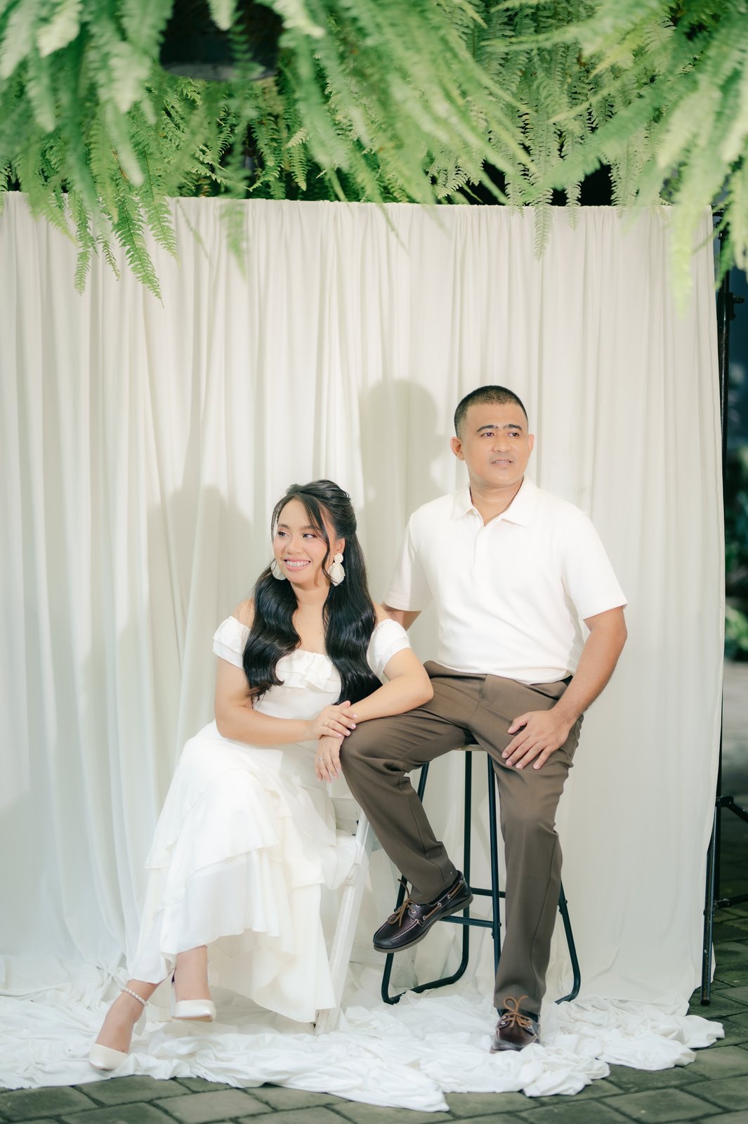 Elegant white & neutral portrait